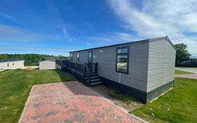 Luxury 6 Bed Lodge With Hot Tub